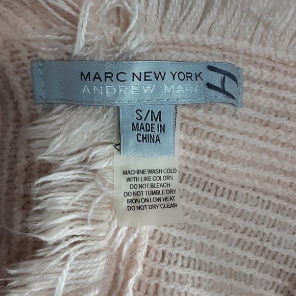 Marc New York Fuzzy Fringed Knit Cape Poncho Wrap S/M Cozy Chic Travel Layer - Picture 8 of 8
